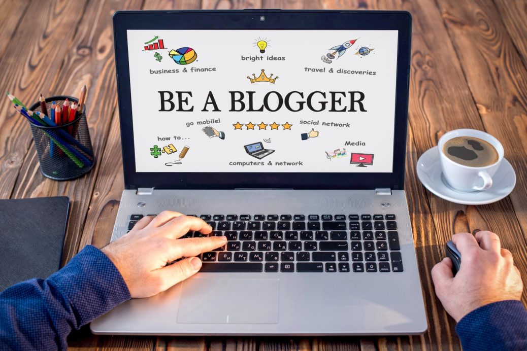 How bloggers can make money from social media